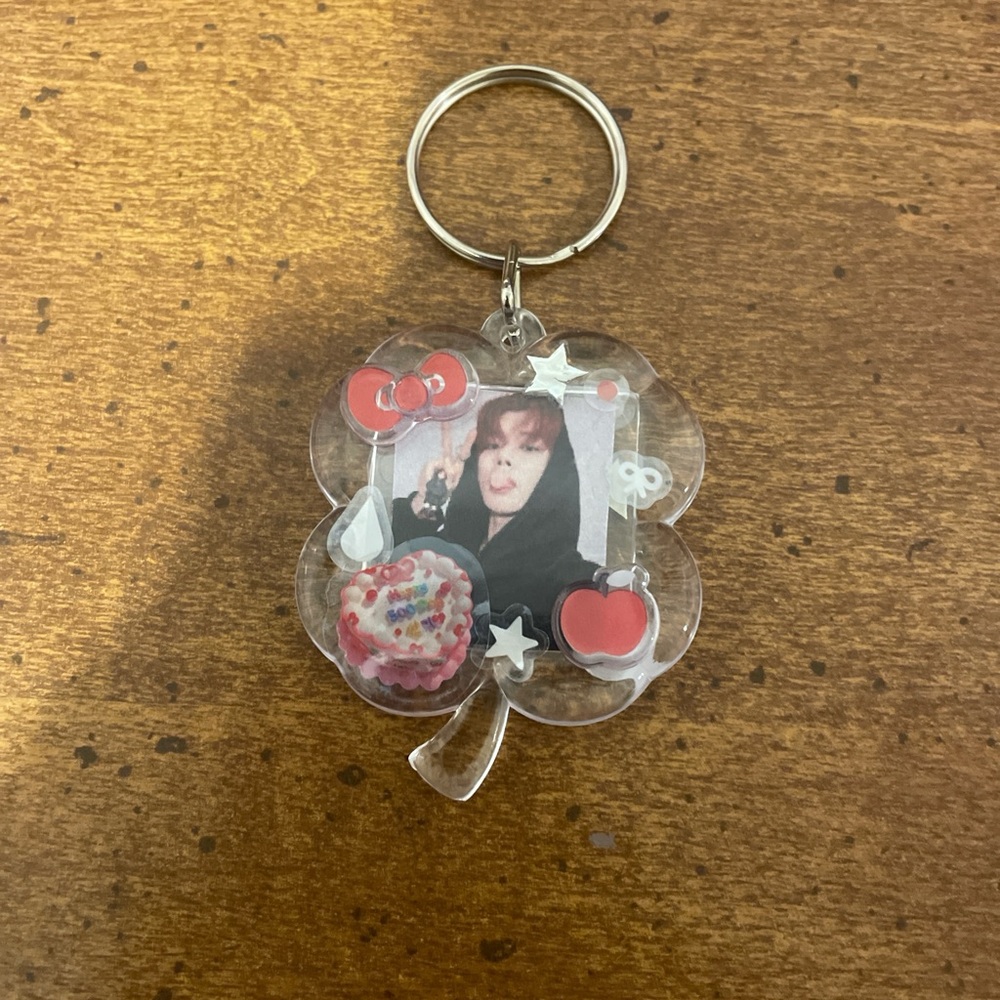 TXT YEONJUN KEYCHAIN